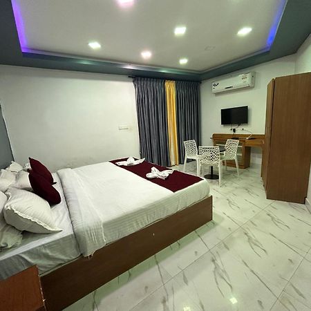 G Hotel Kottakuppam Buitenkant foto